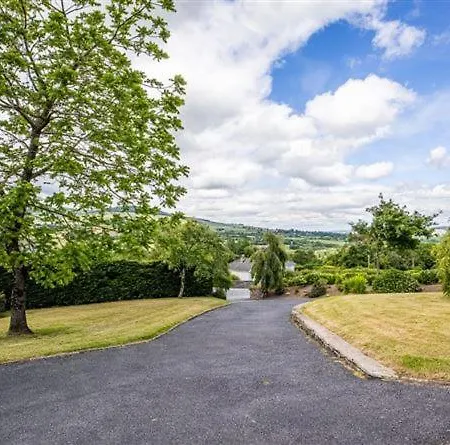 Mountain Paradise In Bunclody, Ferienhaus Wexford